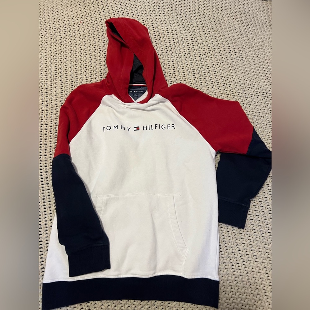 Tommy hoodie!
